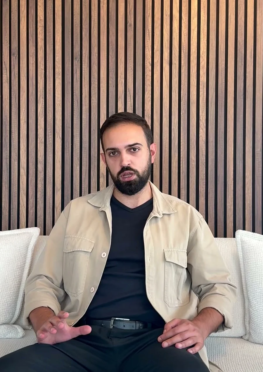 Dr. Berk Ekşi, Medikal Estetik Hekimi, Maltepe muayenehanesinde